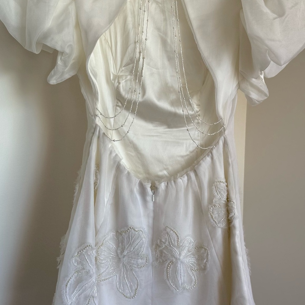 Aje off white Dress with Pearl Detail, size US 12, new with tags - Picture 9 of 10